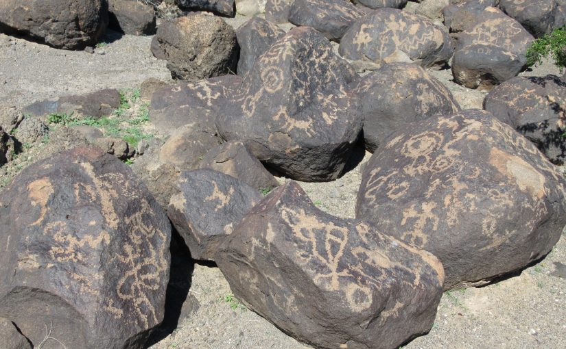 Photo: Painted Rock Petroglyph Site, Dateland, AZ